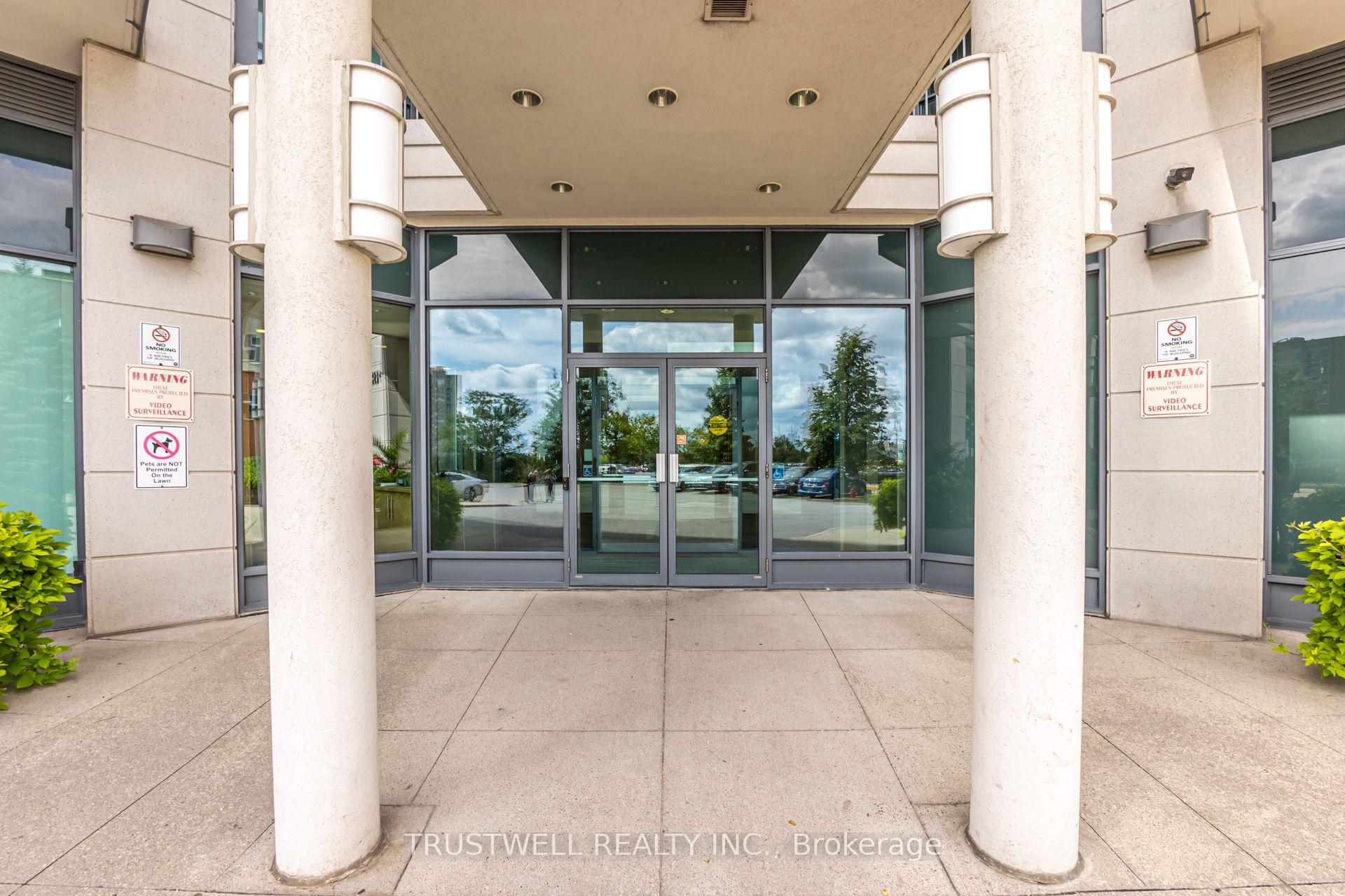 Photo 3 of Unit 808, 185 Oneida Crescent, Richmond Hill, Langstaff — HOMEH