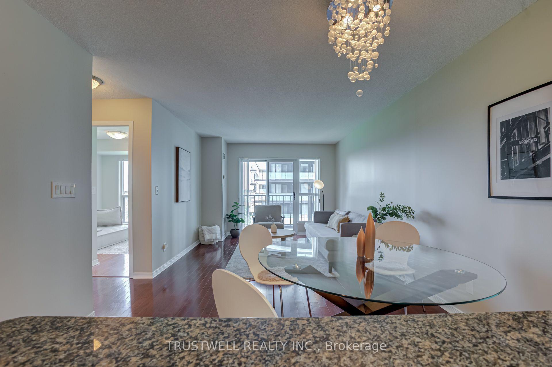 Photo 10 of Unit 808, 185 Oneida Crescent, Richmond Hill, Langstaff — HOMEH