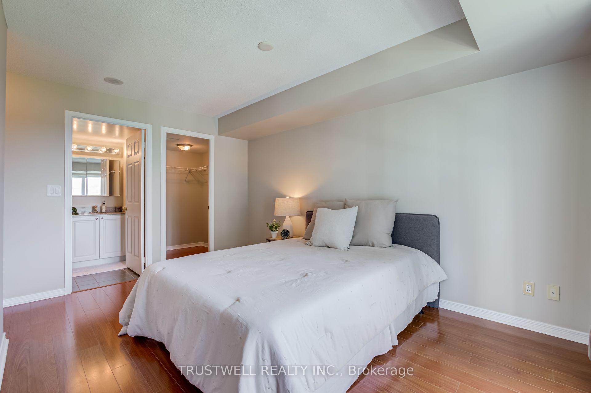 Photo 35 of Unit 808, 185 Oneida Crescent, Richmond Hill, Langstaff — HOMEH