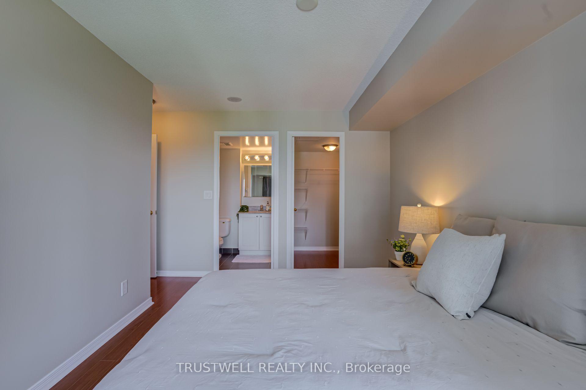 Photo 37 of Unit 808, 185 Oneida Crescent, Richmond Hill, Langstaff — HOMEH
