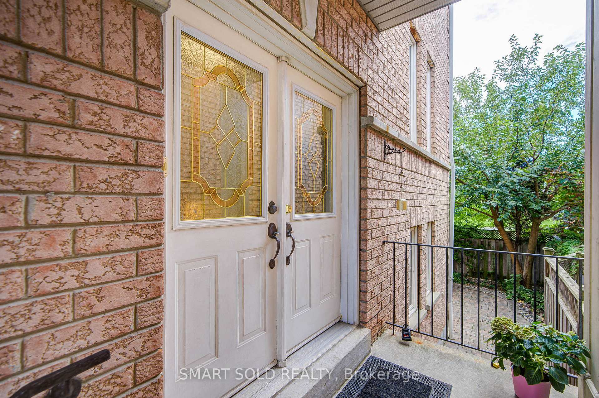 Photo 5 of 6 Sugarforest Drive, Vaughan, Patterson — HOMEH
