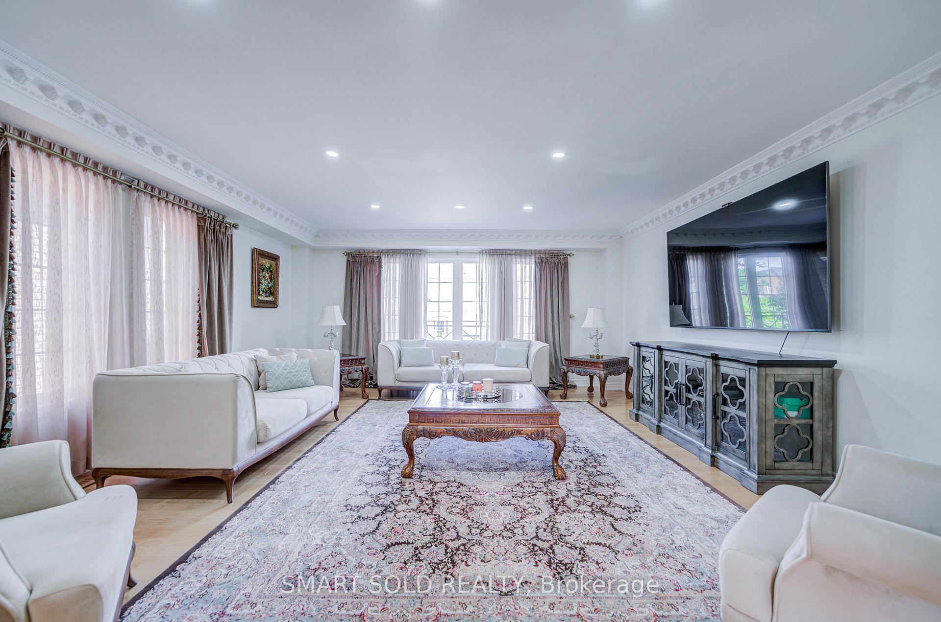 Photo 9 of 6 Sugarforest Drive, Vaughan, Patterson — HOMEH
