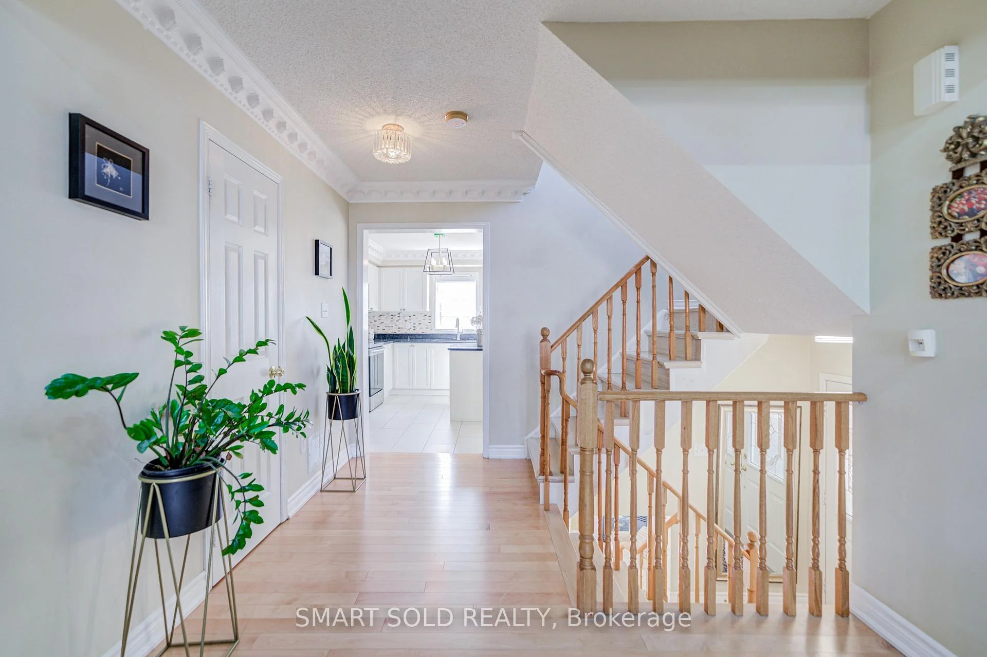 Photo 11 of 6 Sugarforest Drive, Vaughan, Patterson — HOMEH