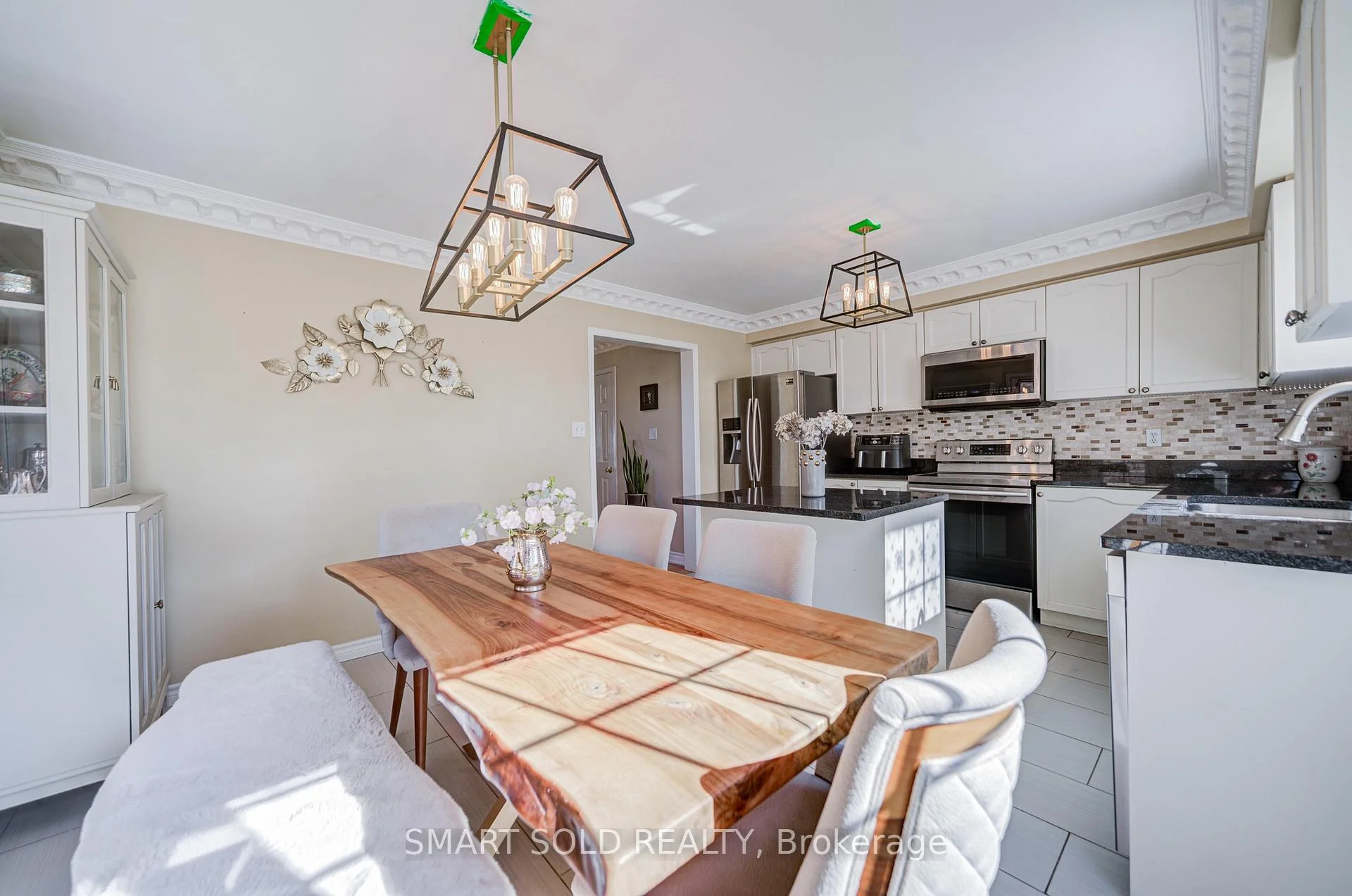 Photo 25 of 6 Sugarforest Drive, Vaughan, Patterson — HOMEH