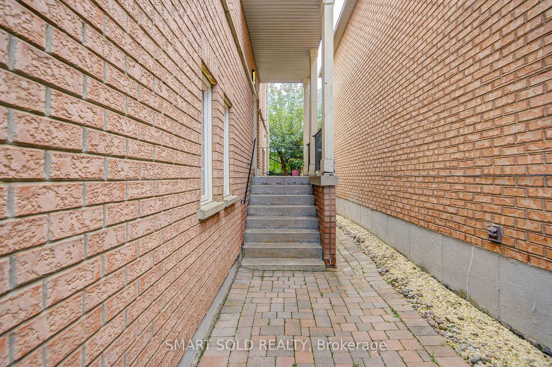 Photo 65 of 6 Sugarforest Drive, Vaughan, Patterson — HOMEH