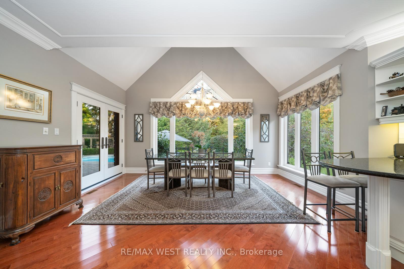 Photo 31 of 5775 Kirby Road, Vaughan, Kleinburg — HOMEH