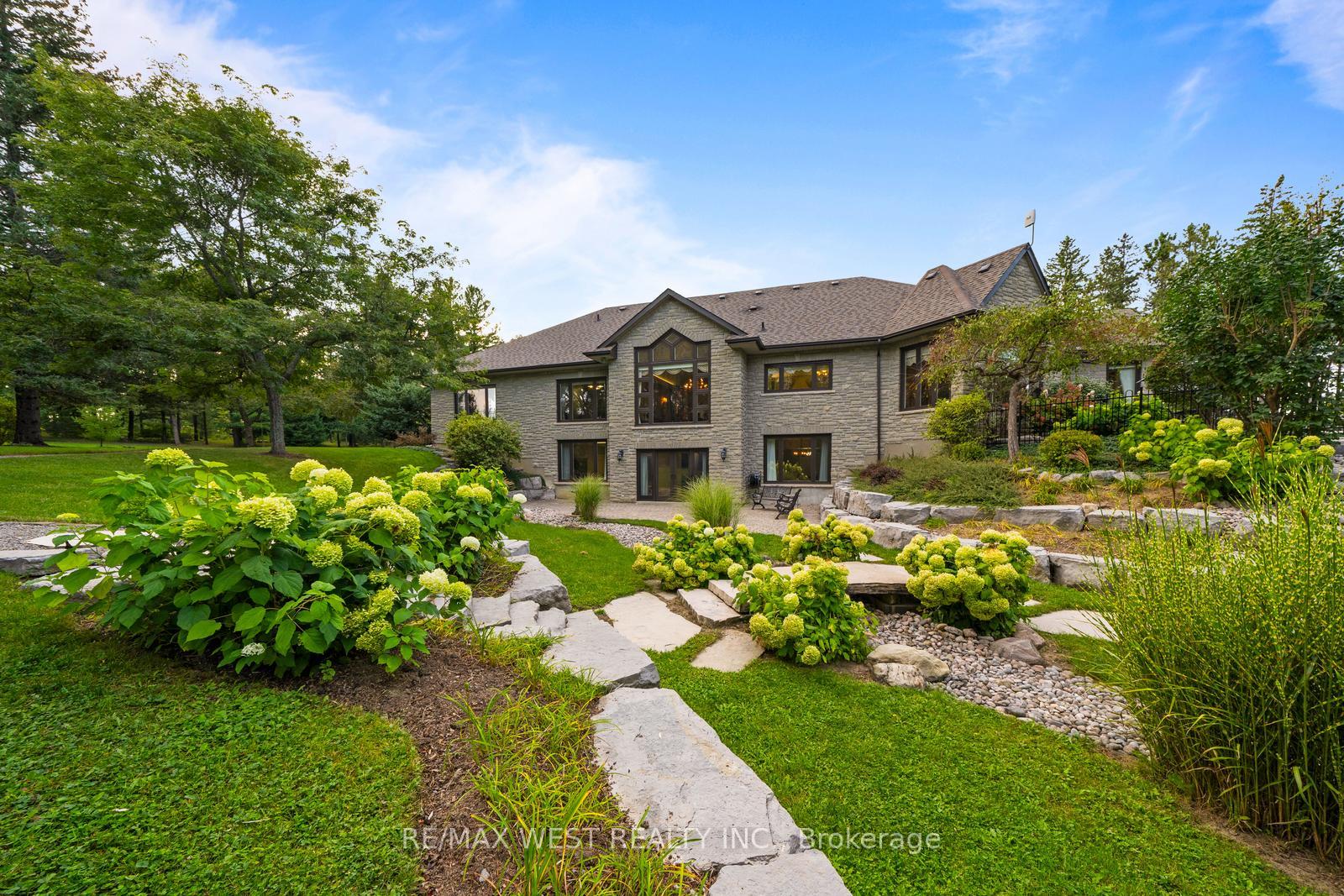 Photo 85 of 5775 Kirby Road, Vaughan, Kleinburg — HOMEH