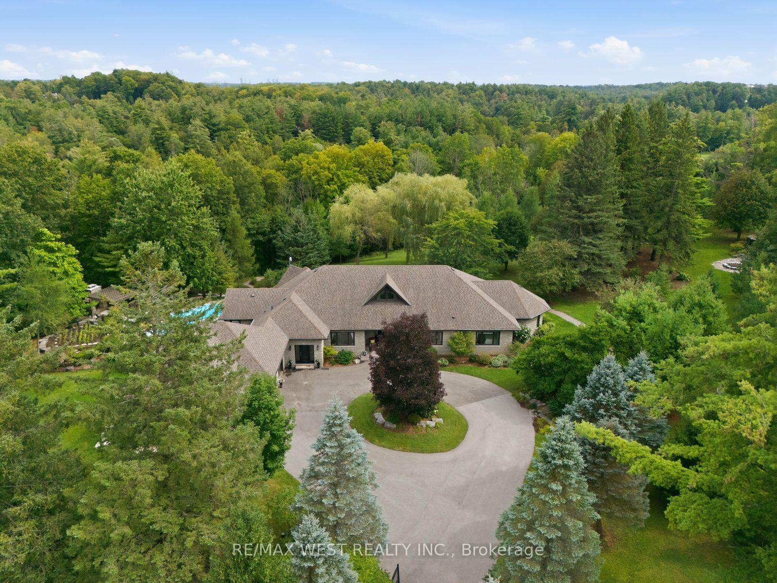 Photo 14 of 5775 Kirby Road, Vaughan, Kleinburg — HOMEH