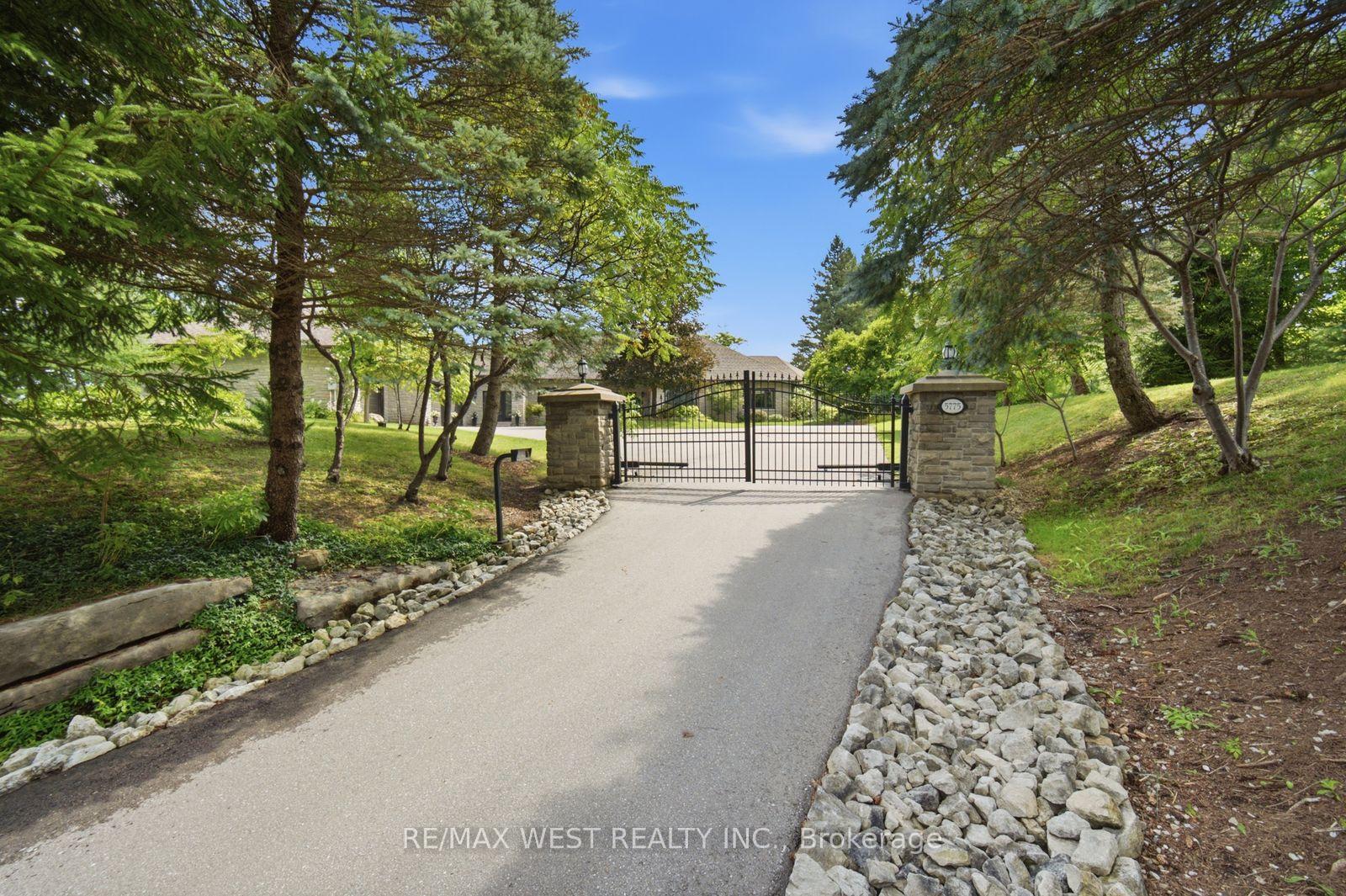 Photo 18 of 5775 Kirby Road, Vaughan, Kleinburg — HOMEH