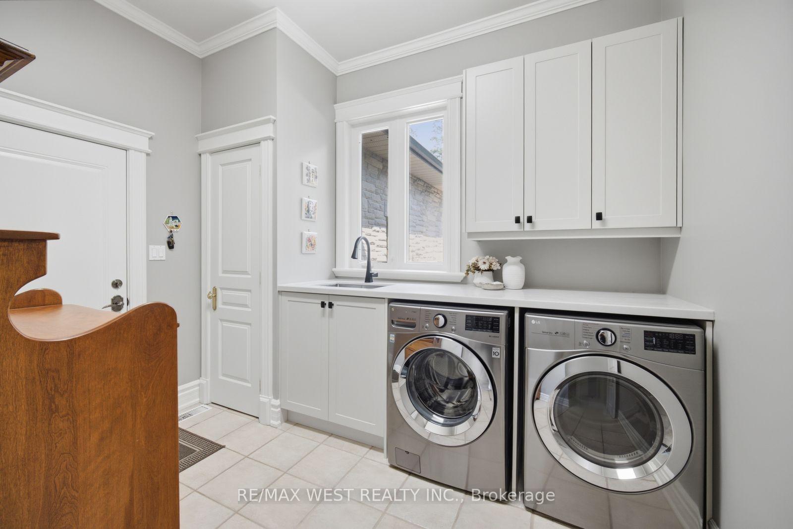 Photo 42 of 5775 Kirby Road, Vaughan, Kleinburg — HOMEH