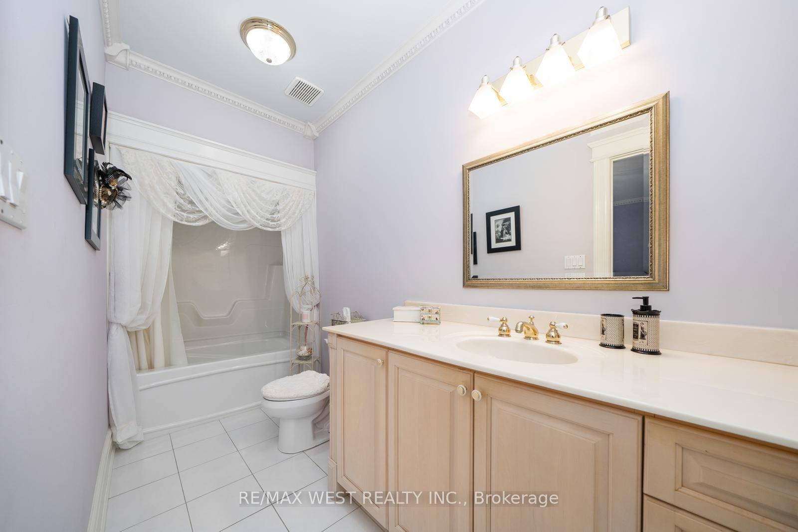 Photo 50 of 5775 Kirby Road, Vaughan, Kleinburg — HOMEH
