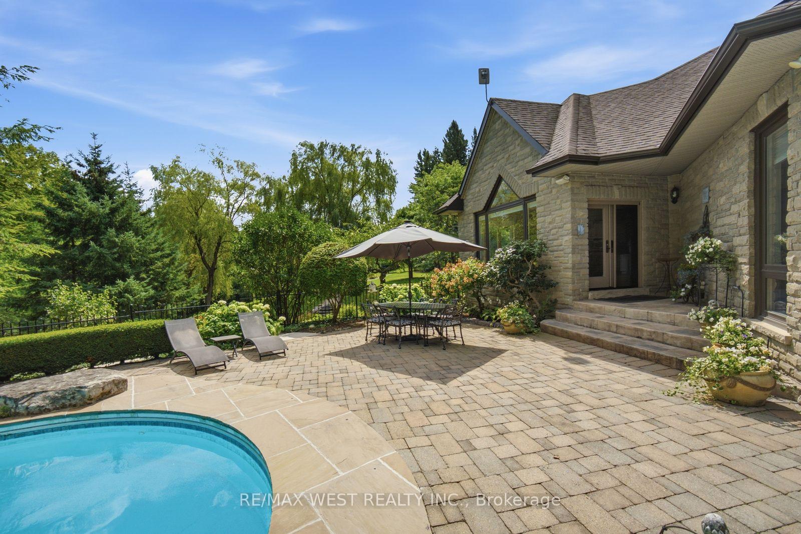 Photo 84 of 5775 Kirby Road, Vaughan, Kleinburg — HOMEH