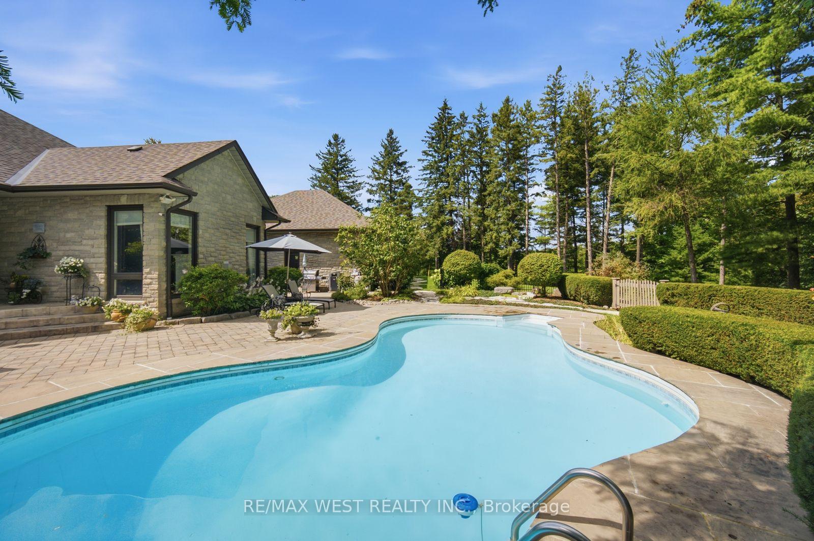 Photo 86 of 5775 Kirby Road, Vaughan, Kleinburg — HOMEH