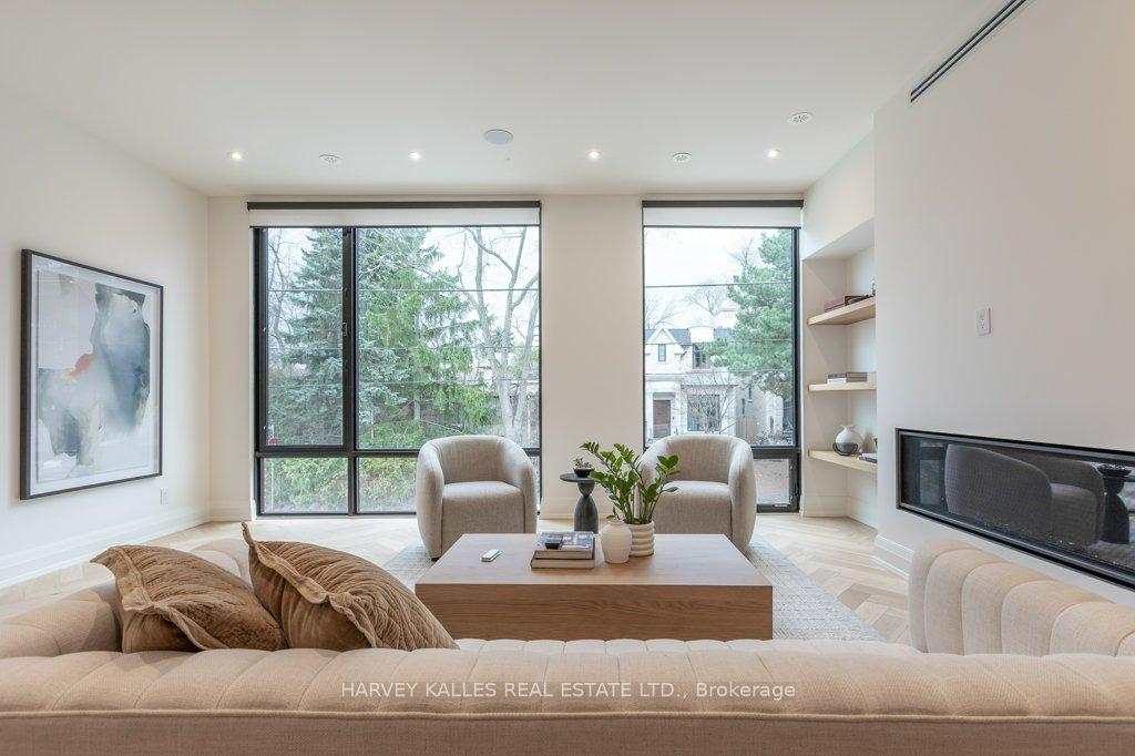 Photo 40 of 32 Evergreen Gardens, Toronto, Leaside — HOMEH