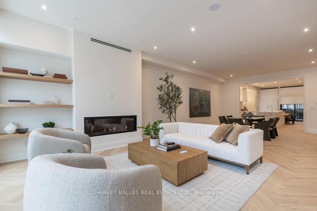 Photo 45 of 32 Evergreen Gardens, Toronto, Leaside — HOMEH