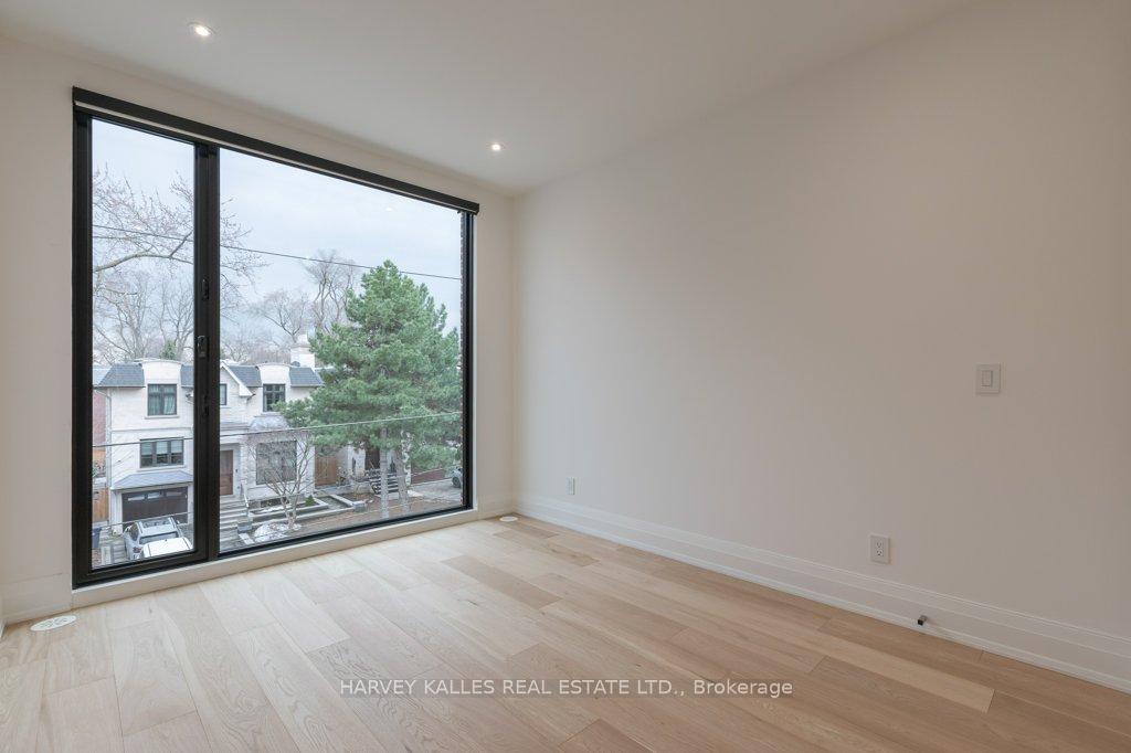 Photo 67 of 32 Evergreen Gardens, Toronto, Leaside — HOMEH
