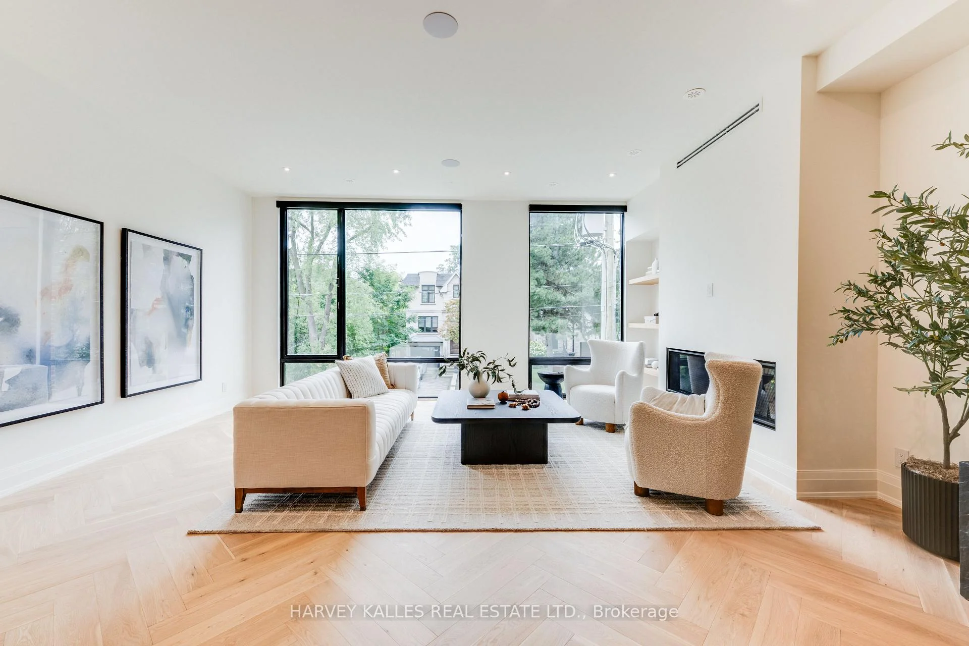 Photo 18 of 32 Evergreen Gardens, Toronto, Leaside — HOMEH