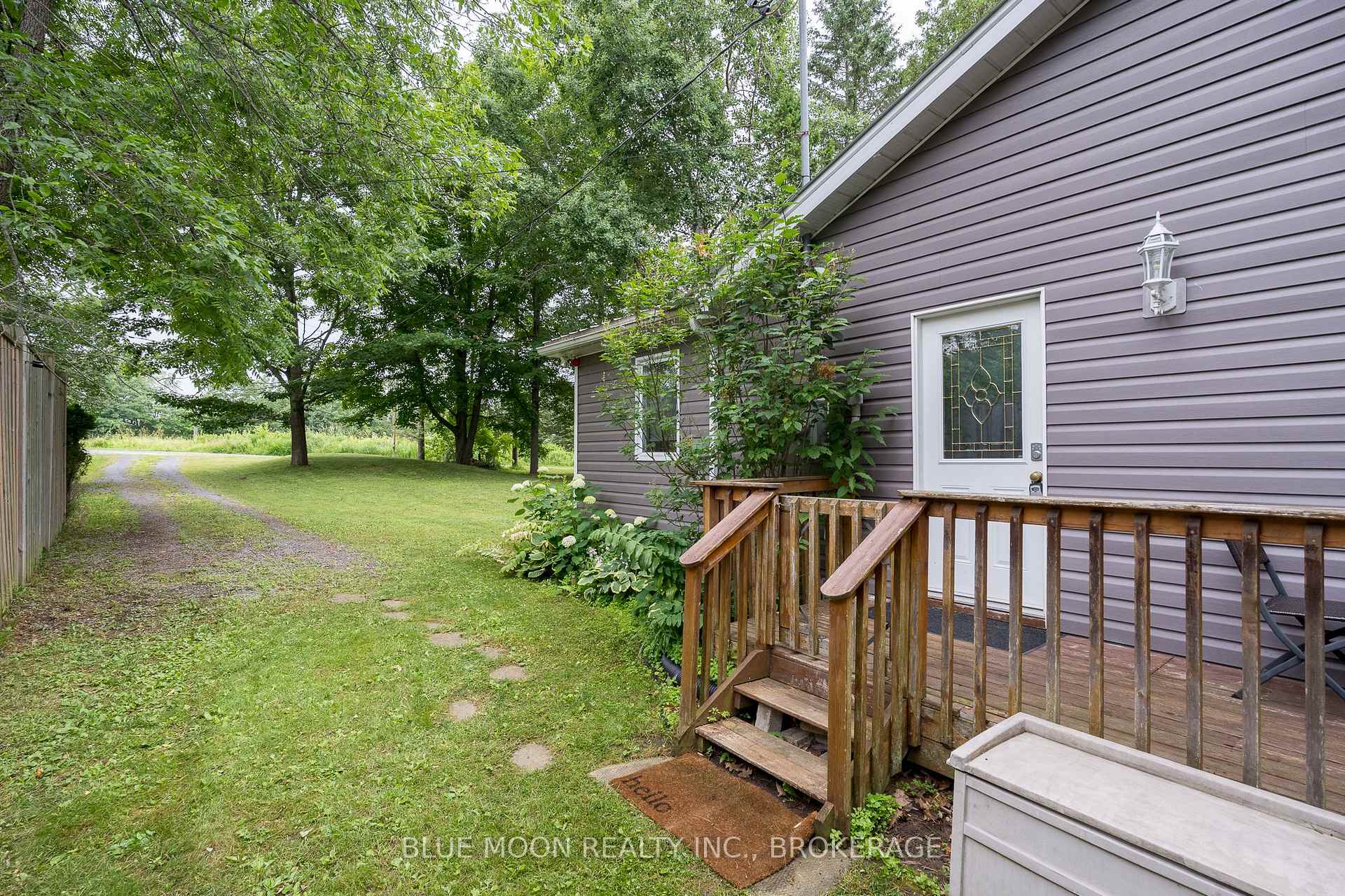Photo 9 of 1058 Memory Lane, Frontenac, Frontenac South — HOMEH