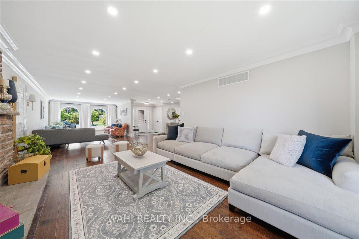 Photo 12 of 1141 Vicki Lane, Mississauga, Erindale — HOMEH