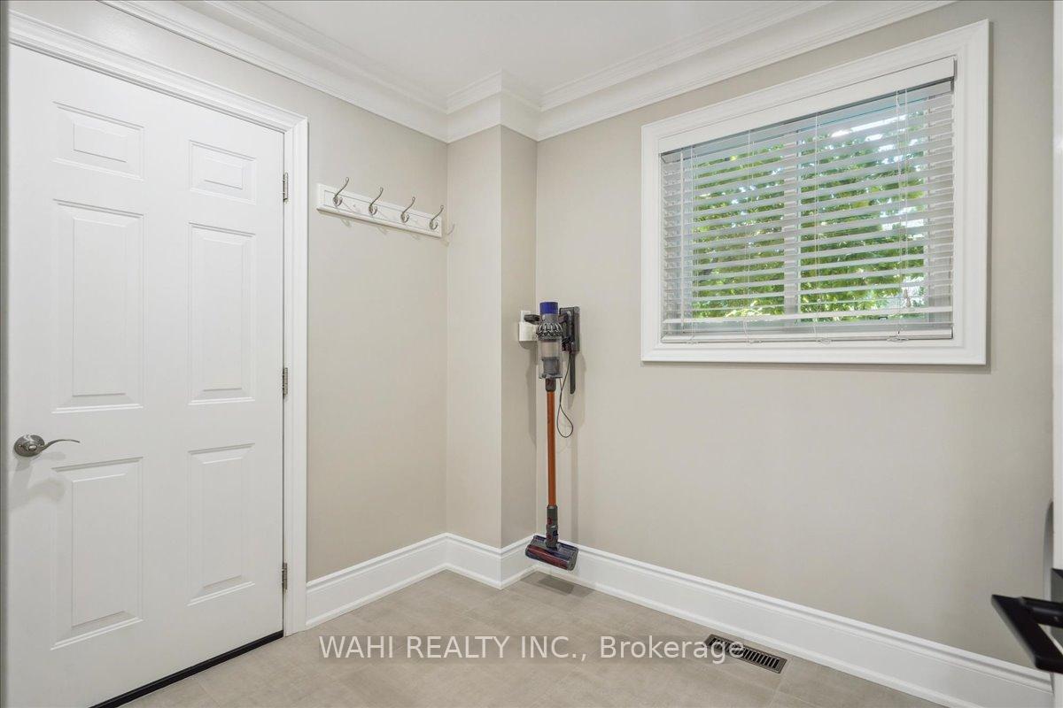 Photo 19 of 1141 Vicki Lane, Mississauga, Erindale — HOMEH