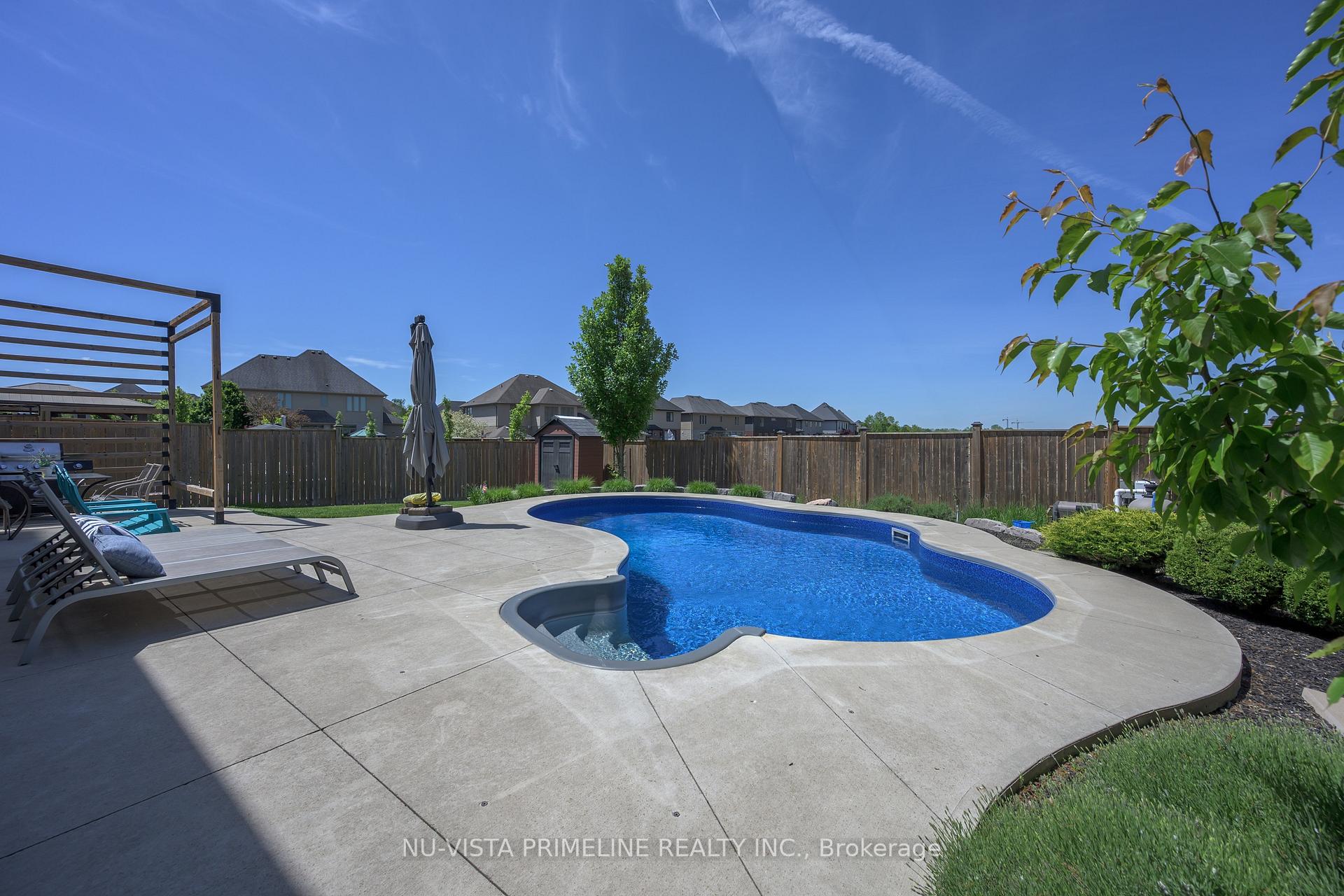 Photo 41 of 1935 Canvas Way, London, North B — HOMEH