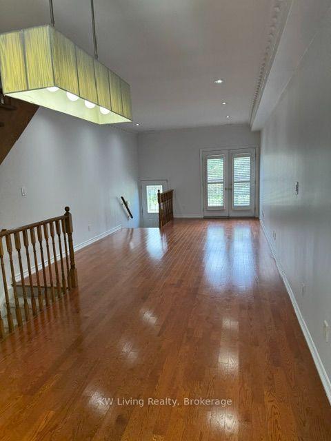 Photo 4 of 37B Green Belt Drive, North York, Banbury-Don Mills — HOMEH