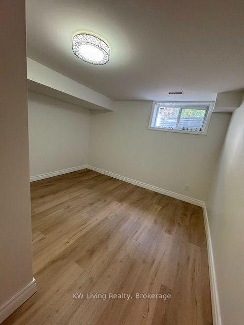 Photo 5 of 37B Green Belt Drive, North York, Banbury-Don Mills — HOMEH