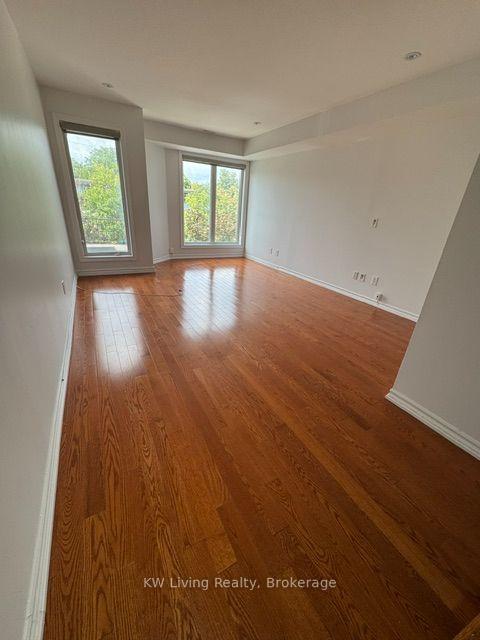 Photo 8 of 37B Green Belt Drive, North York, Banbury-Don Mills — HOMEH