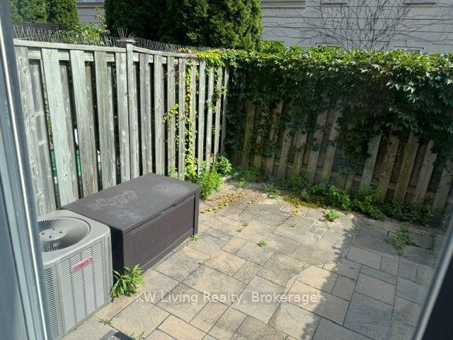 Photo 20 of 37B Green Belt Drive, North York, Banbury-Don Mills — HOMEH