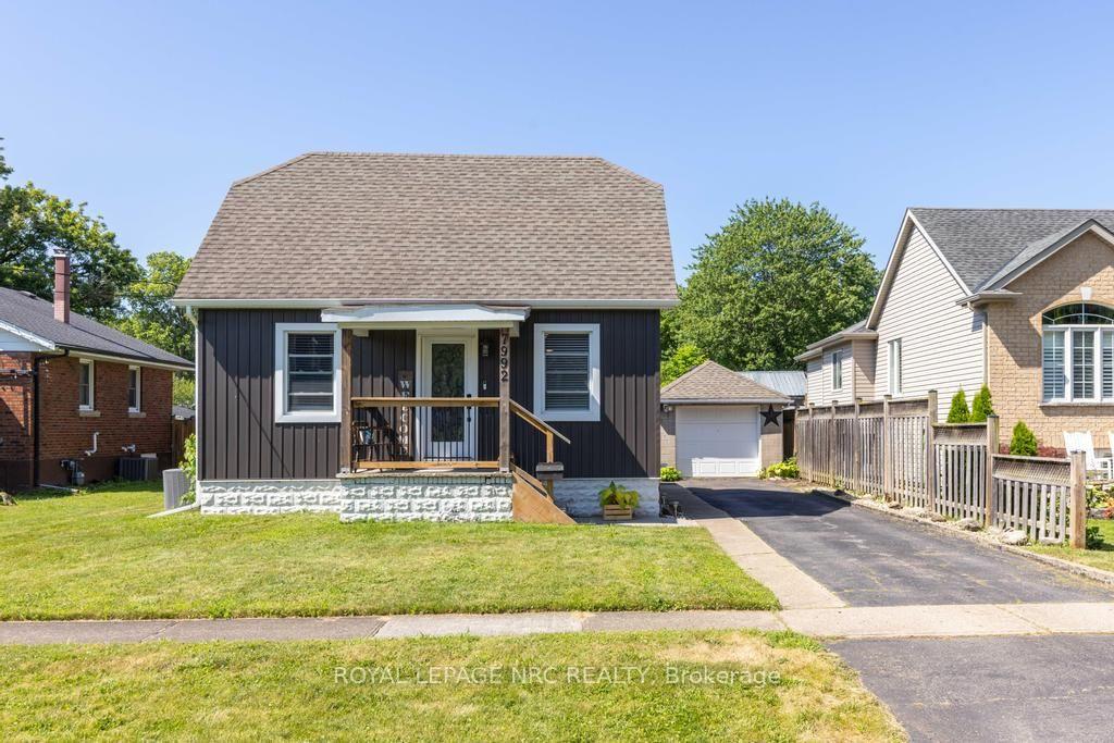 Photo of 7992 Peter Street