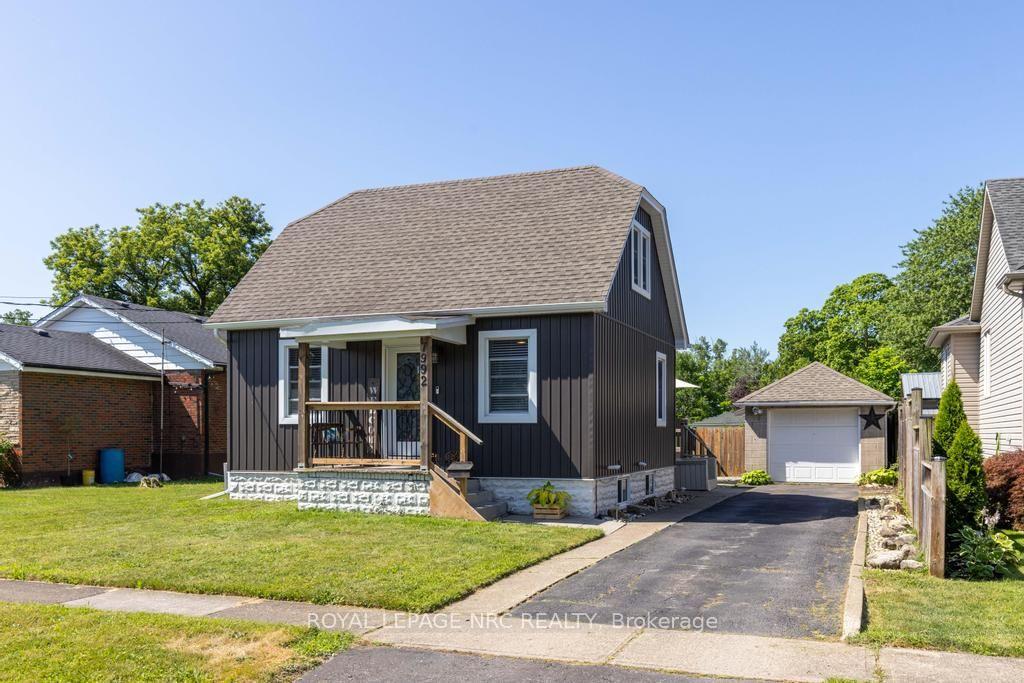 Photo 2 of 7992 Peter Street, Niagara Falls, Chippawa — HOMEH