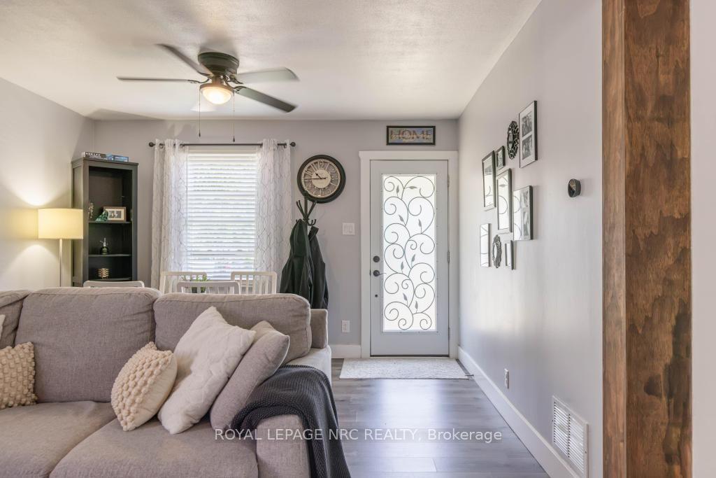 Photo 5 of 7992 Peter Street, Niagara Falls, Chippawa — HOMEH