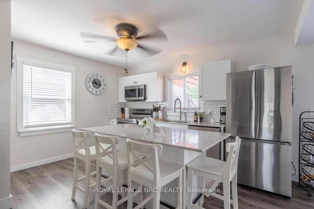Photo 11 of 7992 Peter Street, Niagara Falls, Chippawa — HOMEH