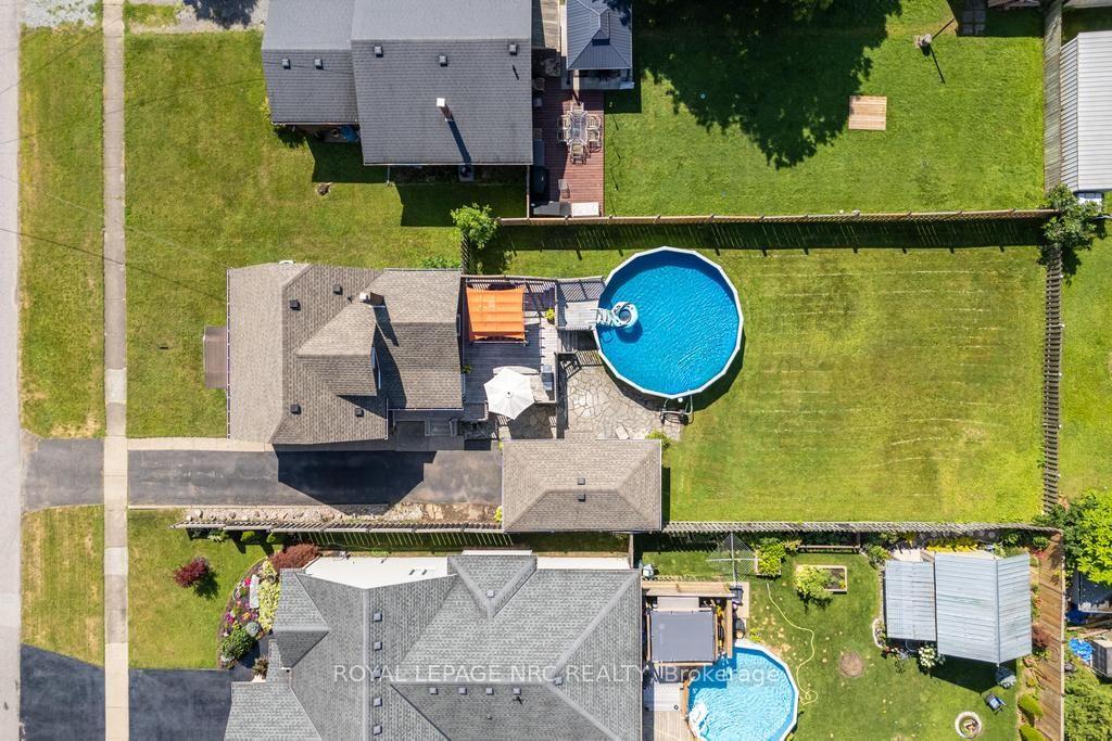 Photo 26 of 7992 Peter Street, Niagara Falls, Chippawa — HOMEH