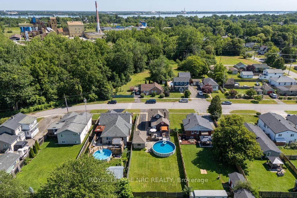 Photo 27 of 7992 Peter Street, Niagara Falls, Chippawa — HOMEH