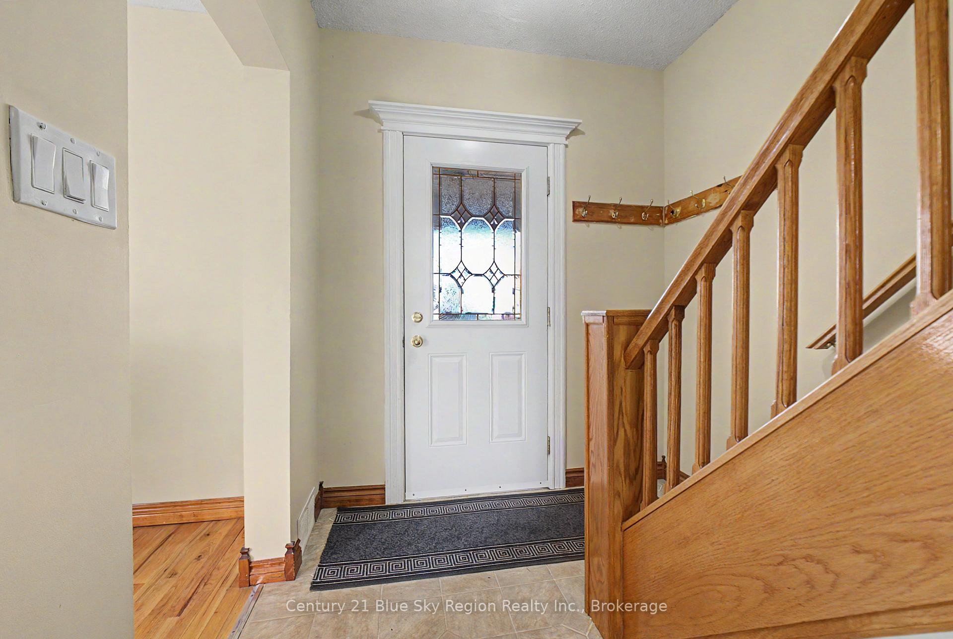 Photo 2 of 496 First Avenue E, North Bay, Central — HOMEH