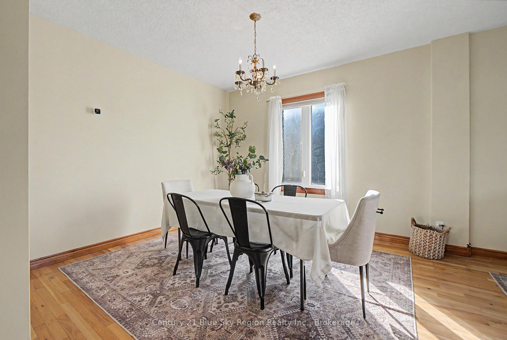 Photo 7 of 496 First Avenue E, North Bay, Central — HOMEH