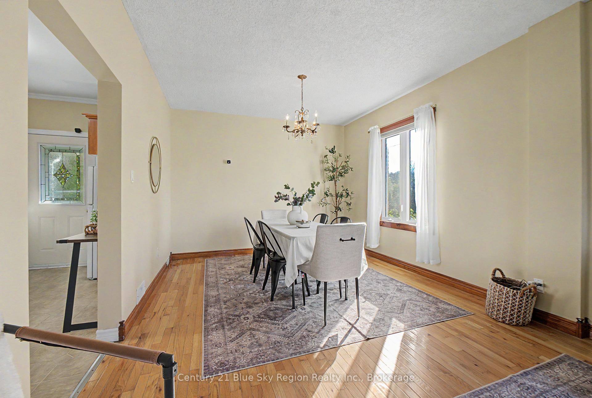 Photo 8 of 496 First Avenue E, North Bay, Central — HOMEH