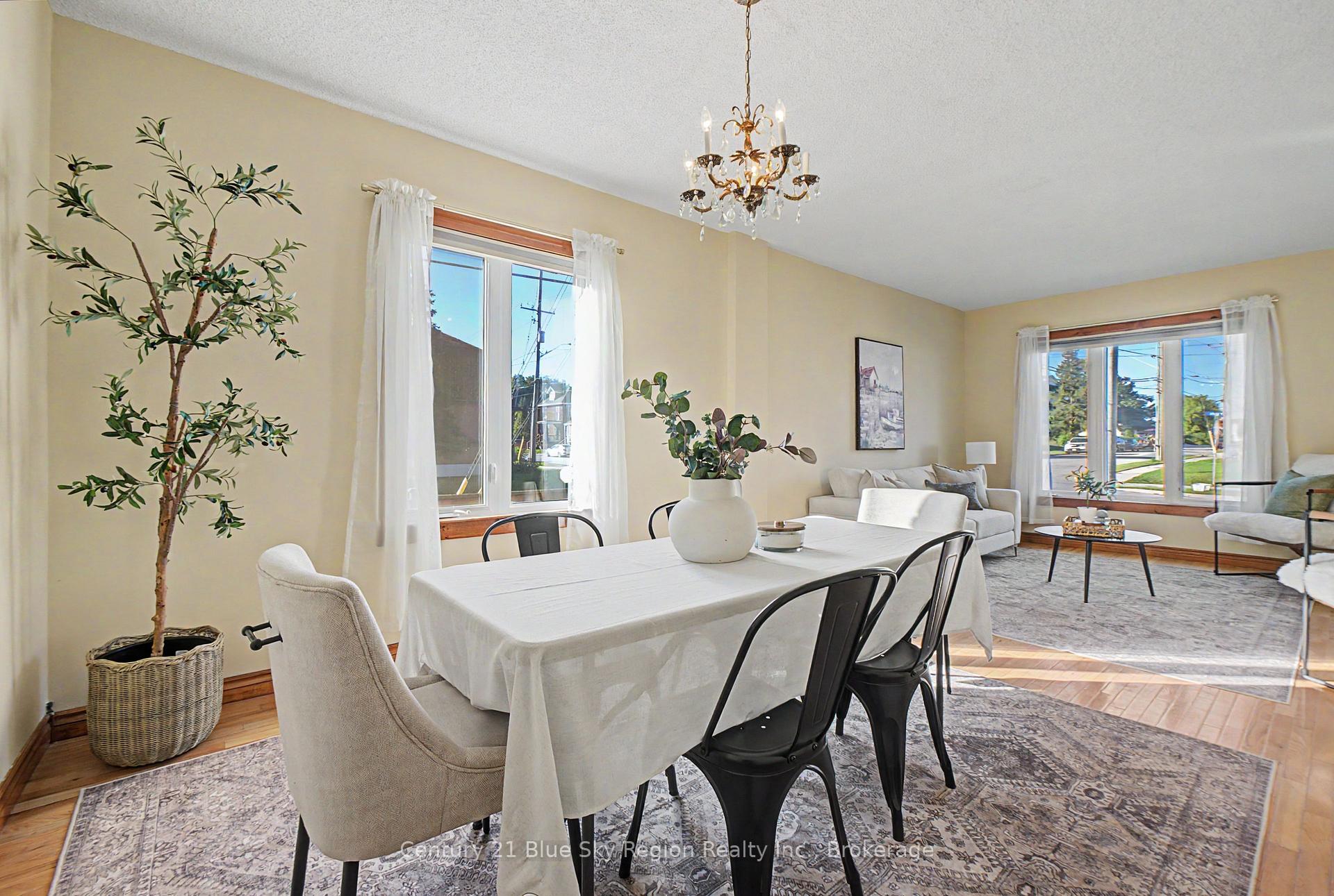 Photo 9 of 496 First Avenue E, North Bay, Central — HOMEH