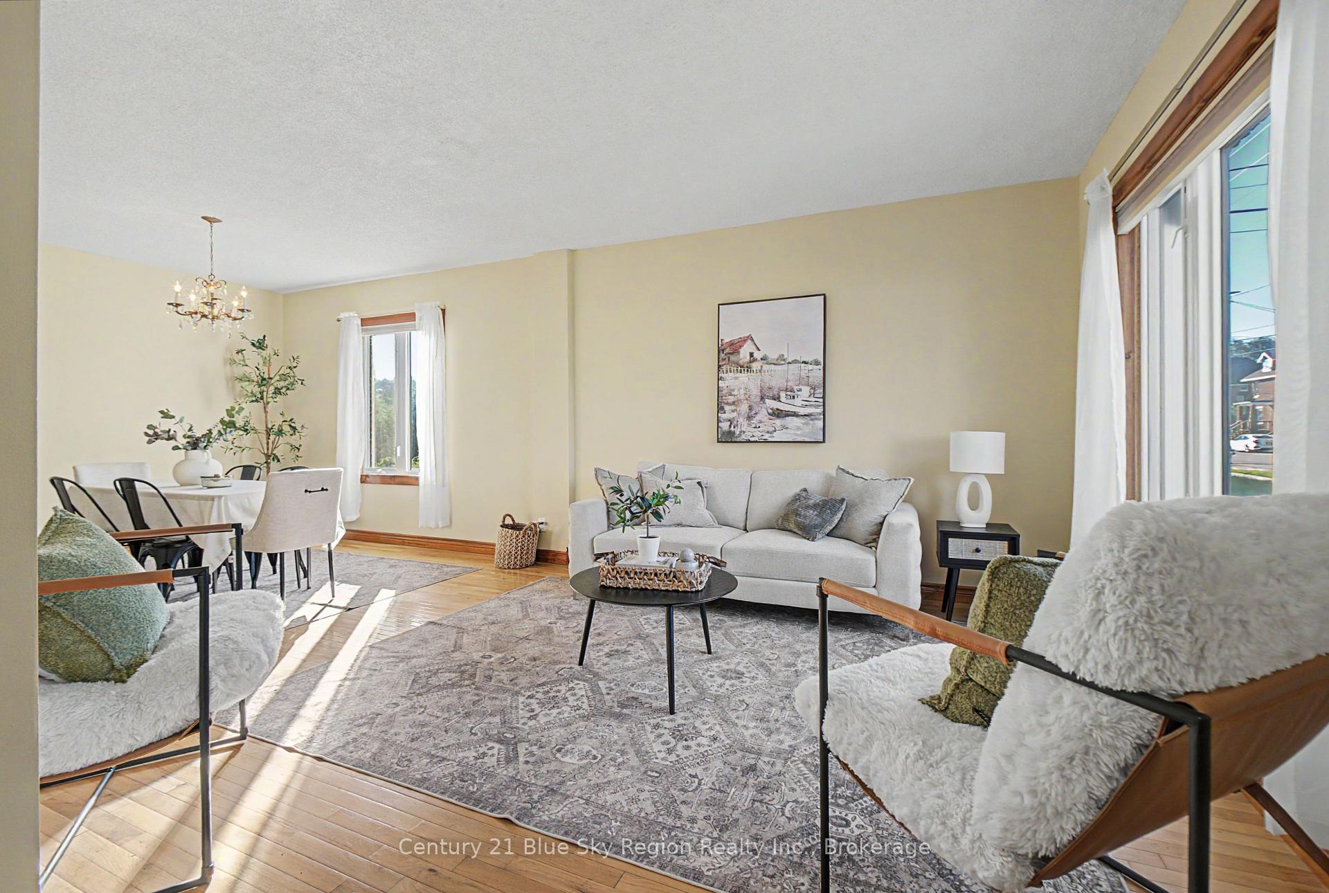 Photo 12 of 496 First Avenue E, North Bay, Central — HOMEH