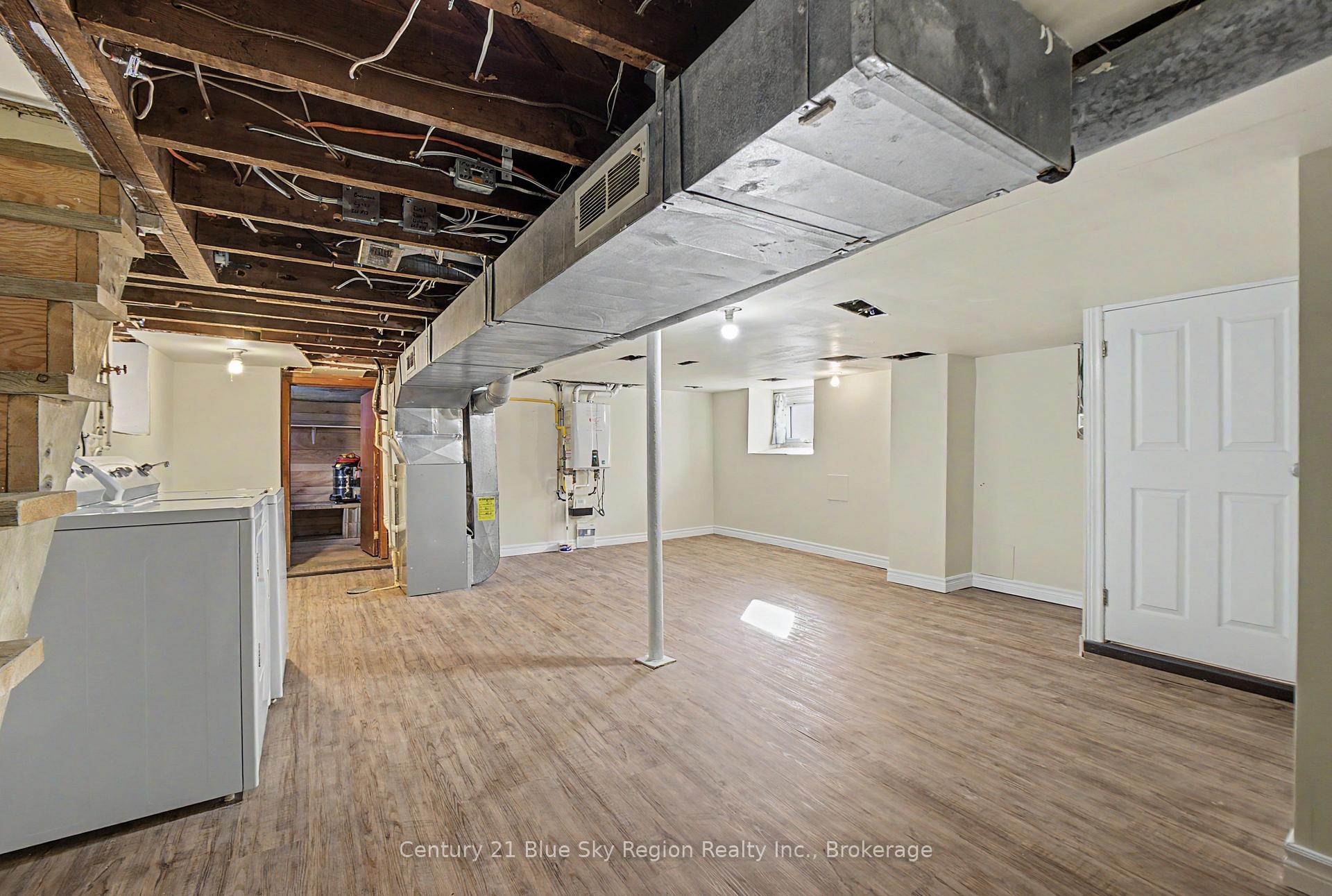 Photo 19 of 496 First Avenue E, North Bay, Central — HOMEH