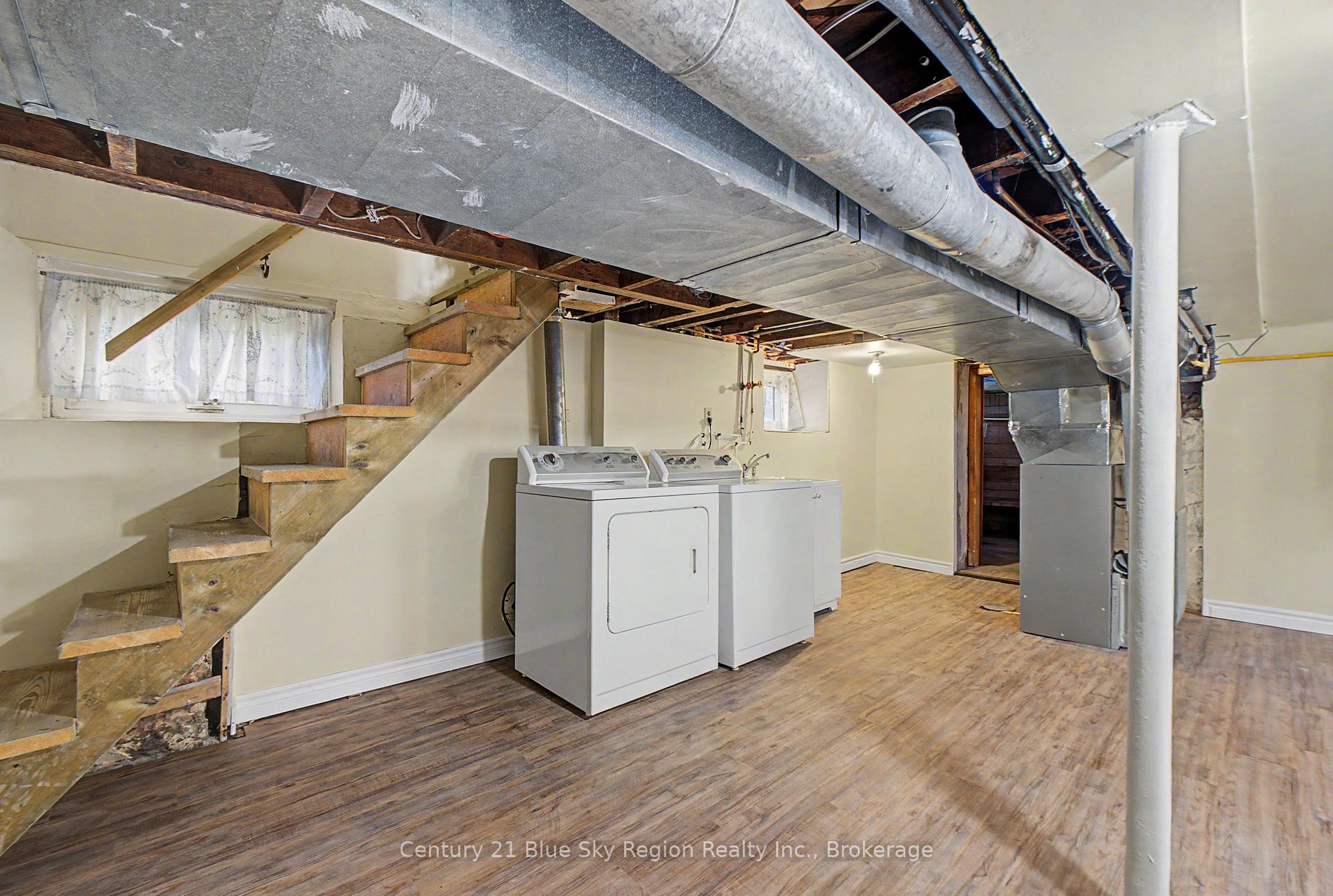 Photo 22 of 496 First Avenue E, North Bay, Central — HOMEH