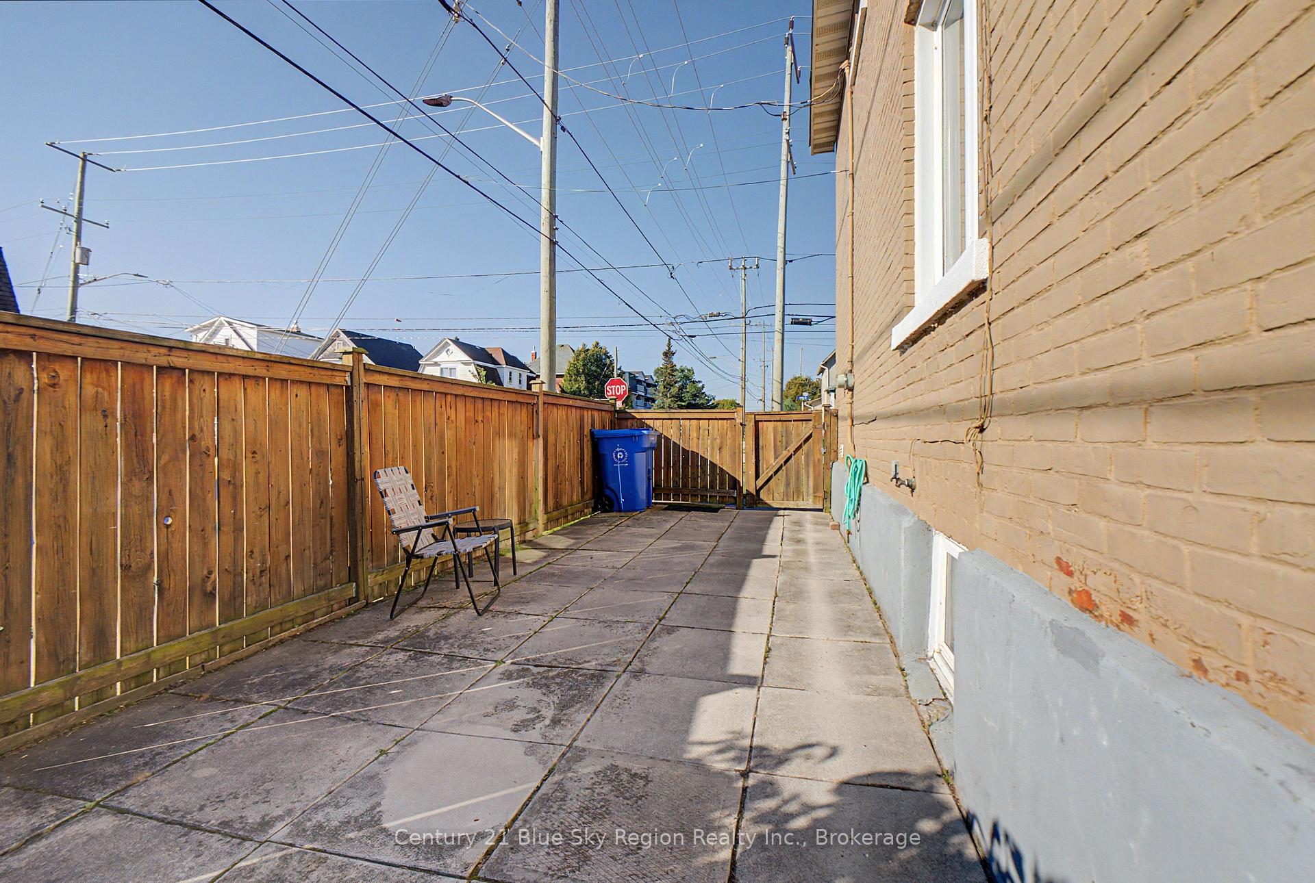 Photo 29 of 496 First Avenue E, North Bay, Central — HOMEH