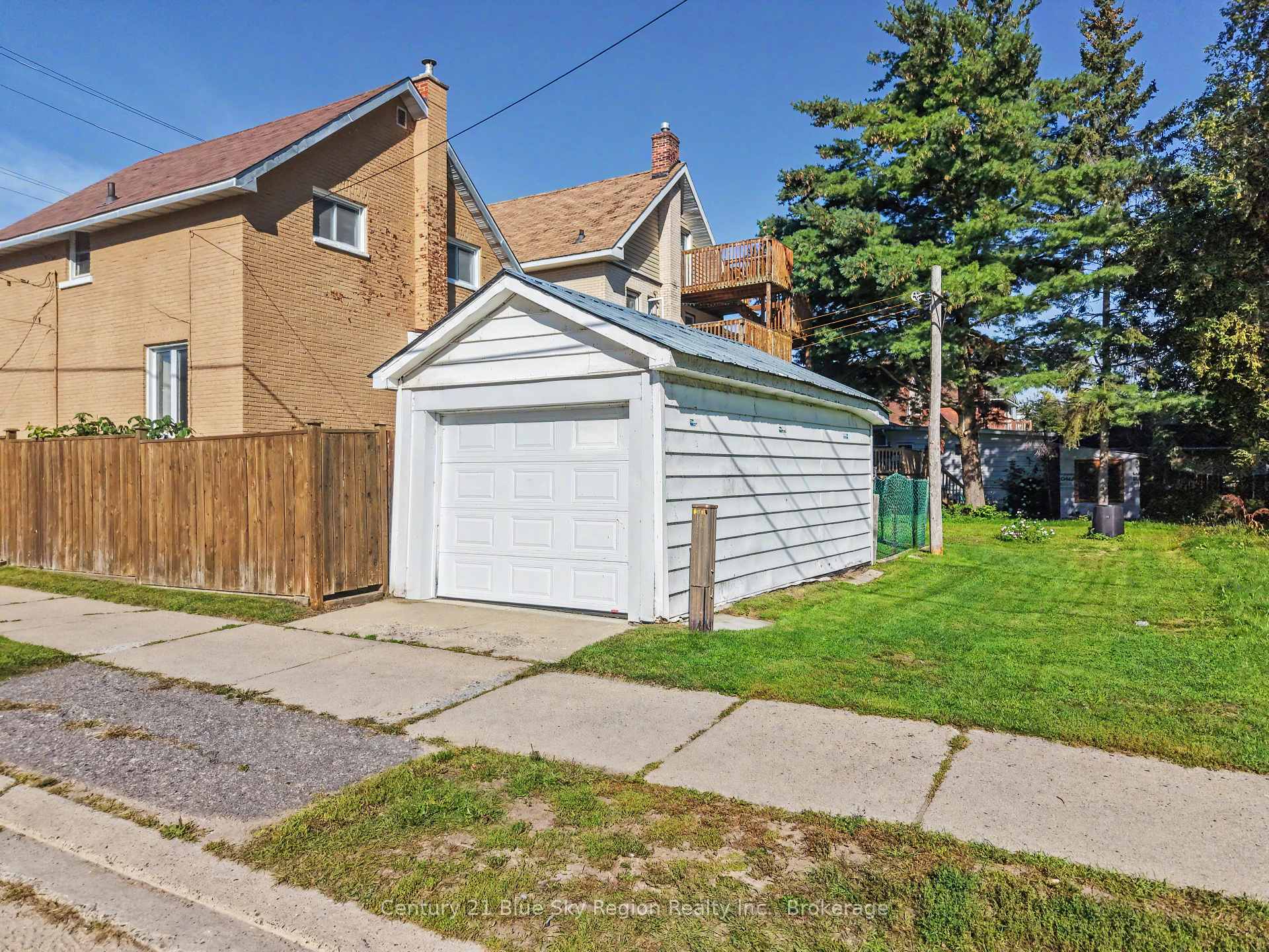 Photo 31 of 496 First Avenue E, North Bay, Central — HOMEH