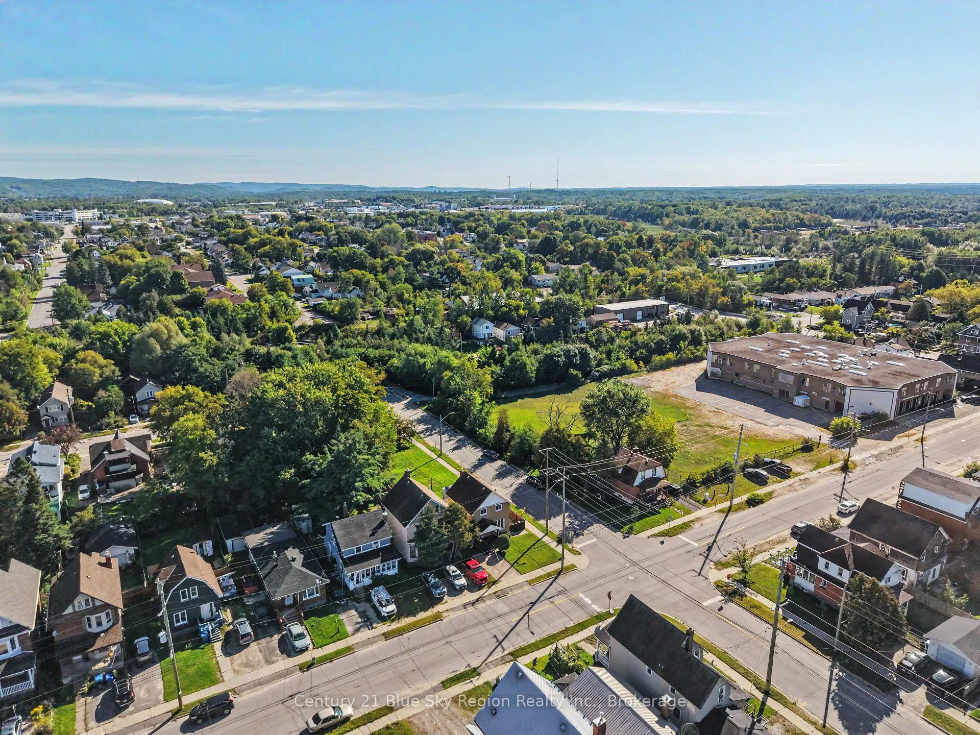 Photo 37 of 496 First Avenue E, North Bay, Central — HOMEH