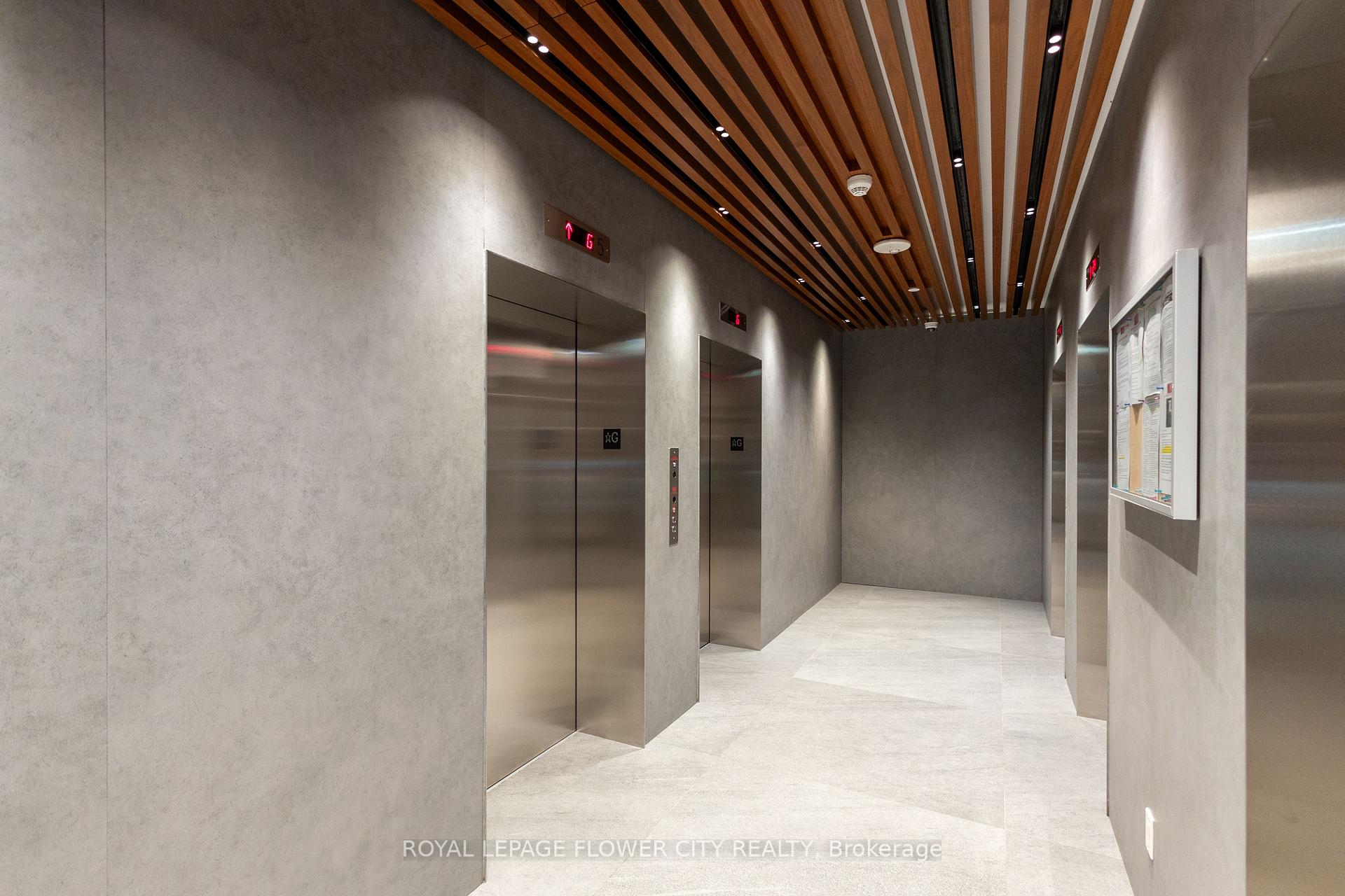 Photo 8 of Unit 3104, 7895 Jane Street, Vaughan, Vaughan Corporate Centre — HOMEH