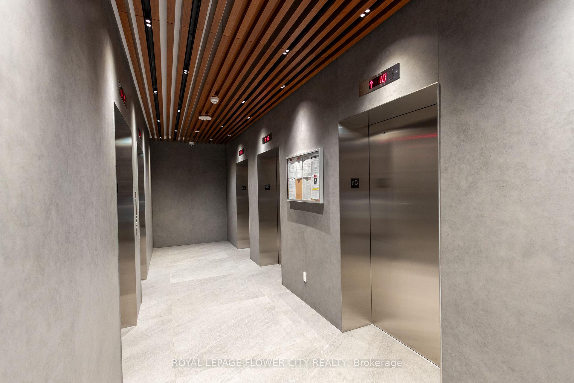 Photo 9 of Unit 3104, 7895 Jane Street, Vaughan, Vaughan Corporate Centre — HOMEH