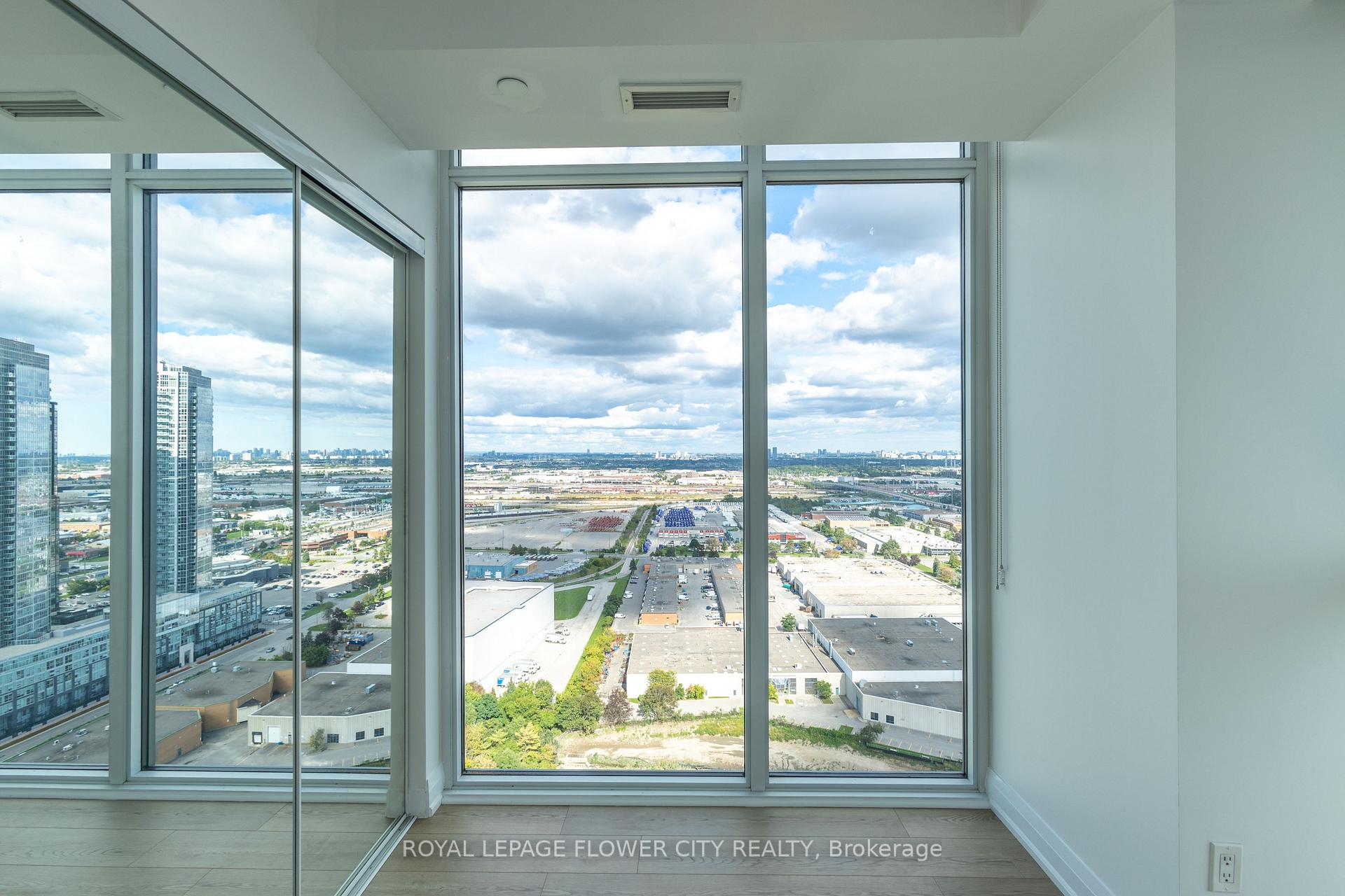 Photo 19 of Unit 3104, 7895 Jane Street, Vaughan, Vaughan Corporate Centre — HOMEH