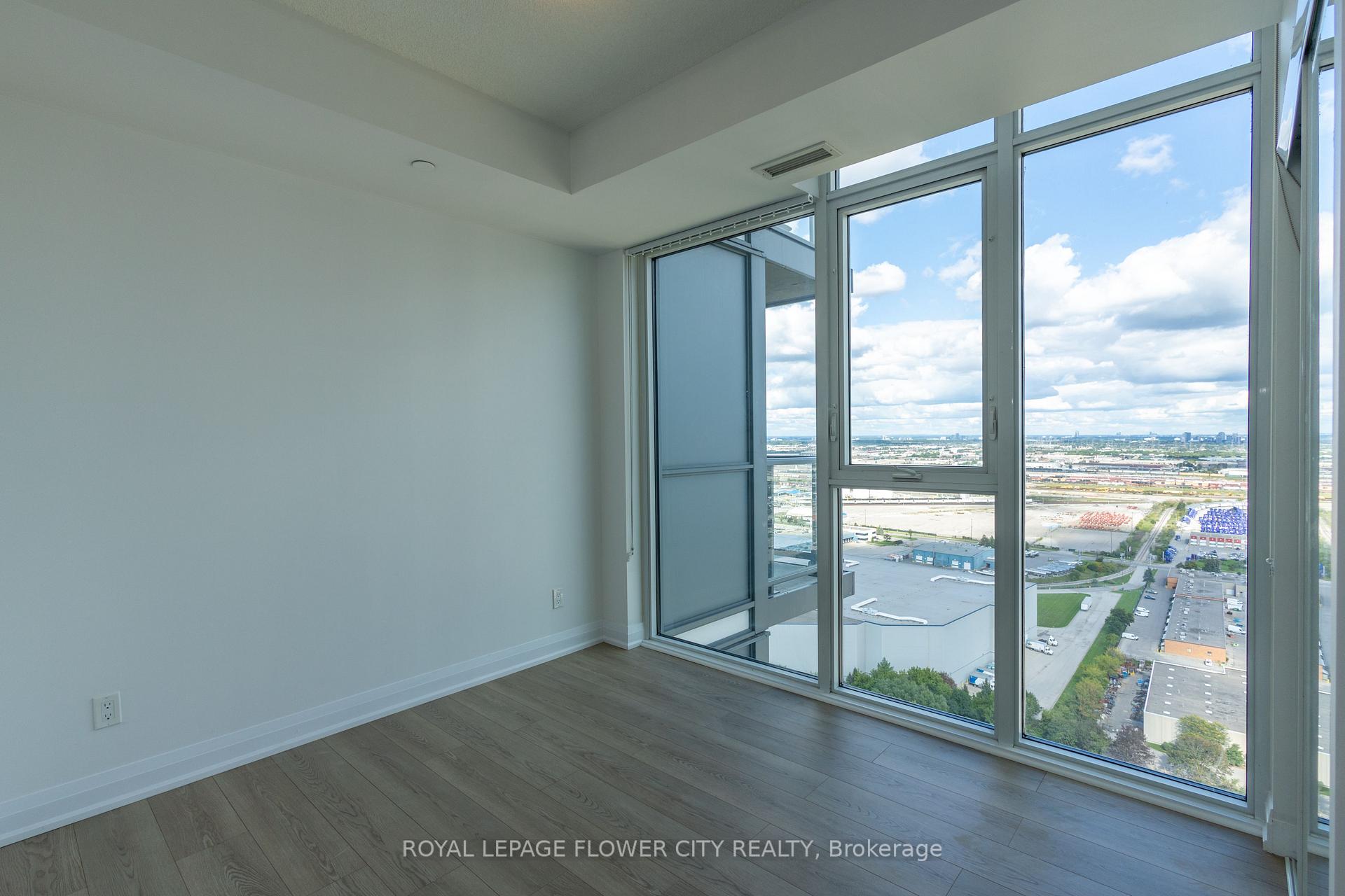 Photo 23 of Unit 3104, 7895 Jane Street, Vaughan, Vaughan Corporate Centre — HOMEH