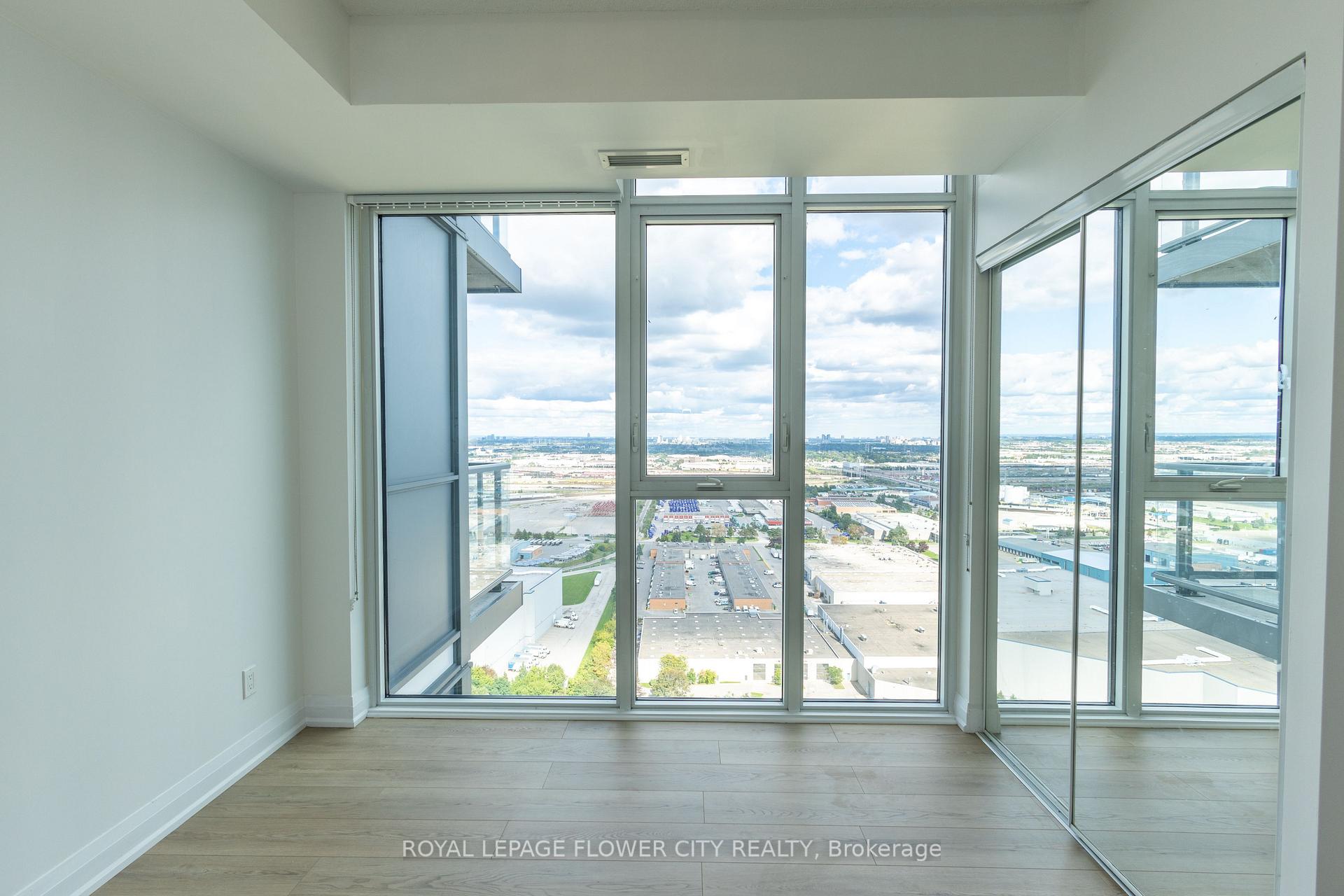 Photo 24 of Unit 3104, 7895 Jane Street, Vaughan, Vaughan Corporate Centre — HOMEH